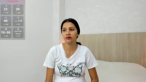 Snapshot of skinny_lilly chatting on November 23, 11:32 am lilly online show from November 23, 11:32 am