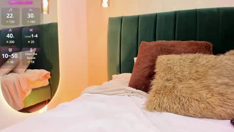 Mila online show from December 26, 6:33 pm