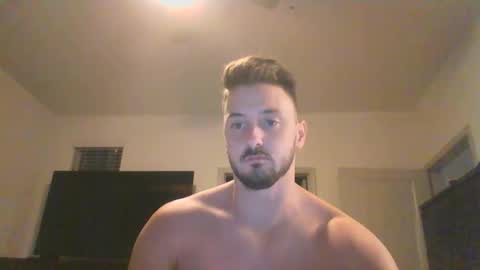 skinnyguylongdick1 online show from December 12, 1:21 am