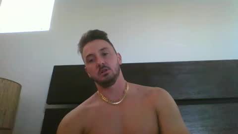 skinnyguylongdick1 online show from October 5, 6:28 pm
