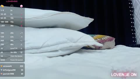 Karla  online show from December 31, 9:10 am