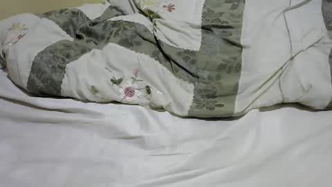 skylar2544 online show from October 31, 6:31 pm