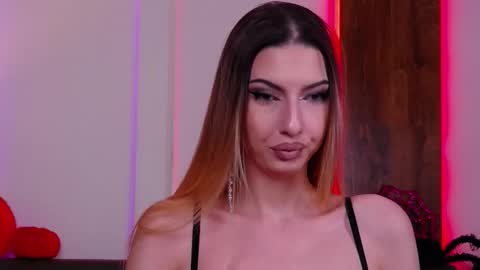 SkylarSpark online show from October 31, 8:32 pm