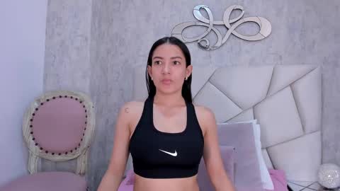 Skyler online show from September 9, 7:57 pm