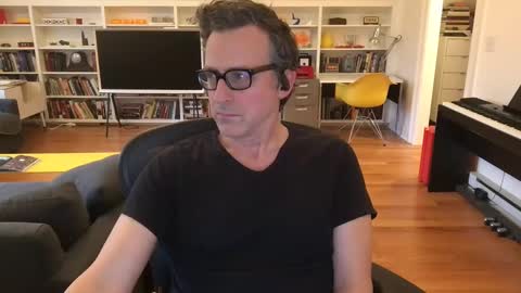 Snapshot of skyline3371 chatting on February 23, 9:48 pm Skyline3371 online show from February 23, 9:48 pm