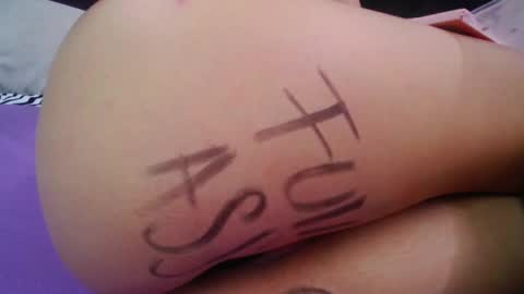 Snapshot of skynny_horney chatting on January 9, 9:16 pm Skynny online show from January 9, 9:16 pm