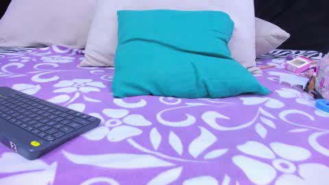 Snapshot of skynny_horney chatting on February 25, 9:02 pm Skynny online show from February 25, 9:02 pm