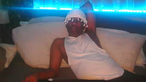 skyonetoo3 online show from December 16, 5:18 pm