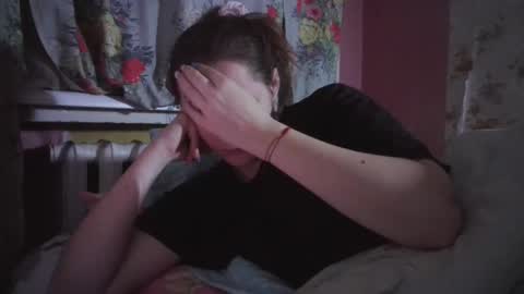 Snapshot of skyressie333 chatting on December 29, 5:22 pm skyressie333 online show from December 29, 5:22 pm