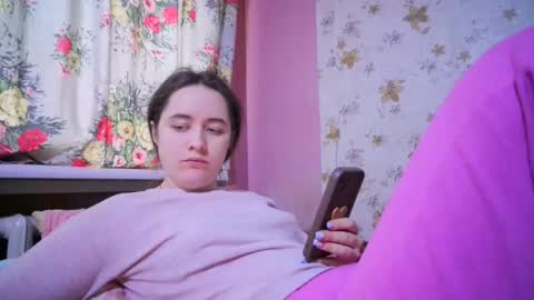 Snapshot of skyressie333 chatting on January 15, 8:30 am skyressie333 online show from January 15, 8:30 am