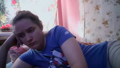 Snapshot of skyressie333 chatting on January 19, 11:23 am skyressie333 online show from January 19, 11:23 am