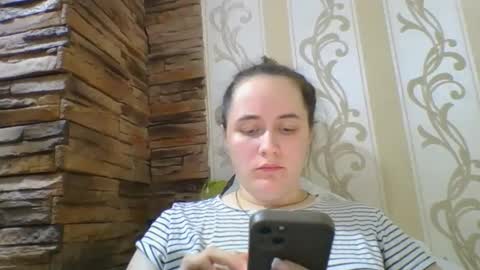 Snapshot of skyressie333 chatting on October 17, 3:25 pm skyressie333 online show from October 17, 3:25 pm