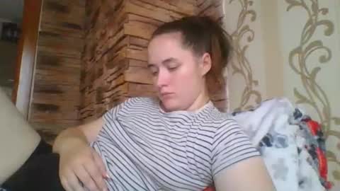 Snapshot of skyressie333 chatting on October 23, 11:20 am skyressie333 online show from October 23, 11:20 am