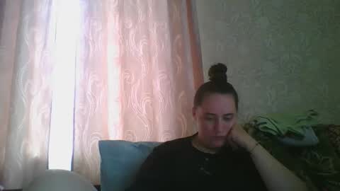 Snapshot of skyressie333 chatting on October 28, 11:03 am skyressie333 online show from October 28, 11:03 am