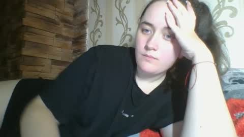 Snapshot of skyressie333 chatting on November 20, 3:12 pm skyressie333 online show from November 20, 3:12 pm