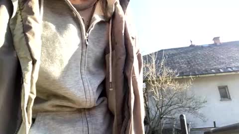 Snapshot of slabyhrac chatting on February 15, 1:38 pm slabyhrac online show from February 15, 1:38 pm