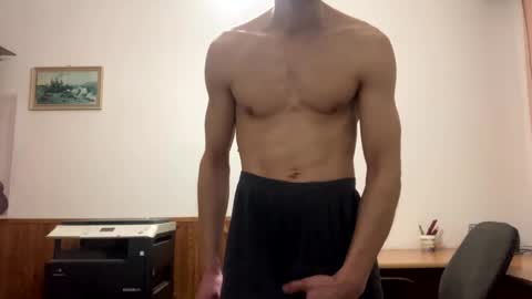 Snapshot of slabyhrac chatting on February 21, 5:09 pm slabyhrac online show from February 21, 5:09 pm