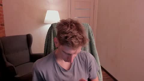 Andy online show from December 6, 6:48 am