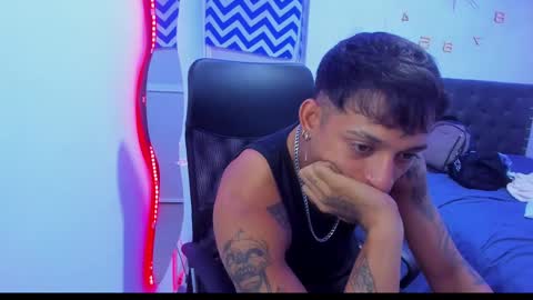 slim_master12 online show from December 17, 5:07 am