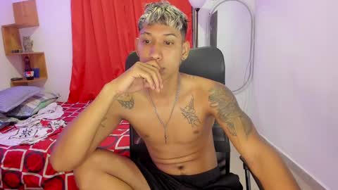 slim_master12 online show from February 11, 2:14 am