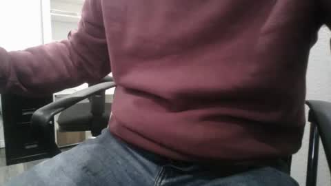 Snapshot of slimjimorange9 chatting on October 16, 7:04 pm slimjimorange9 online show from October 16, 7:04 pm