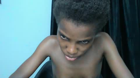 slimzyxdoll online show from March 7, 10:43 pm