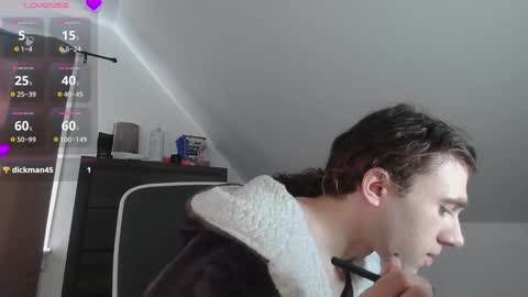 Natsu online show from November 20, 6:29 pm