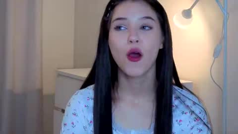 Lily online show from September 27, 1:27 pm