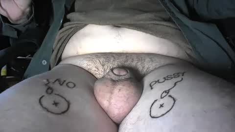 Snapshot of smallpenismwm chatting on January 26, 9:07 pm pussyfree4eva online show from January 26, 9:07 pm