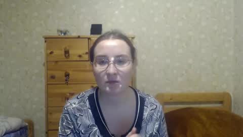 smart_rose online show from February 9, 4:40 pm