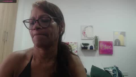 Smileth online show from November 15, 12:23 pm