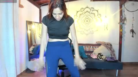 Snapshot of smilingsalor chatting on December 28, 1:39 am SmilingSalor online show from December 28, 1:39 am