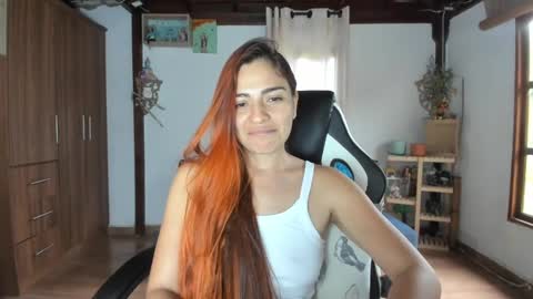 Snapshot of smilingsalor chatting on February 8, 9:36 pm SmilingSalor online show from February 8, 9:36 pm