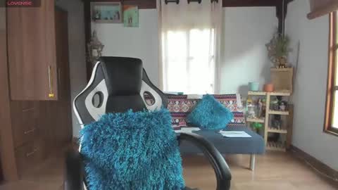 Snapshot of smilingsalor chatting on March 9, 8:31 pm SmilingSalor online show from March 9, 8:31 pm