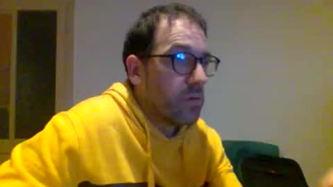 luca online show from October 22, 9:03 pm