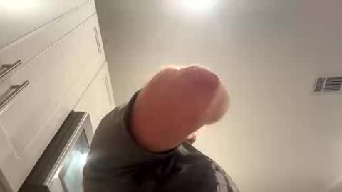 smokeymt420 online show from October 18, 5:10 am