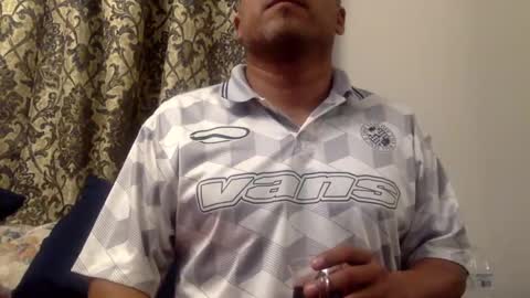 smoothstrik3r online show from December 30, 1:37 am