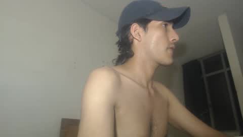 snackontime19 online show from September 11, 5:18 am