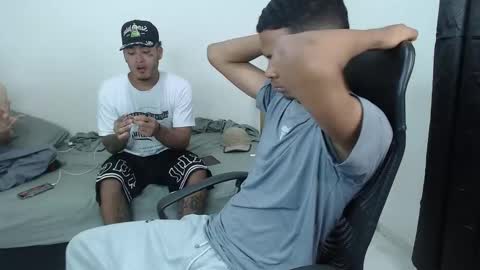 snak_master1 online show from September 9, 5:56 pm