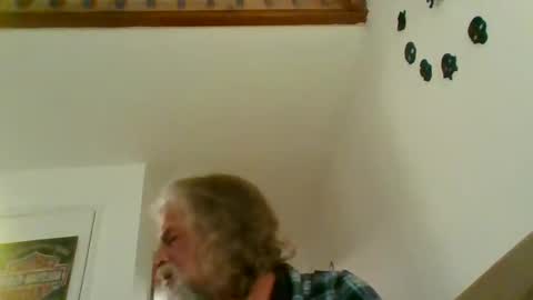 Snapshot of snap2play chatting on September 13, 3:06 am snap2play online show from September 13, 3:06 am