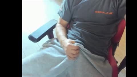 snip1977 online show from September 19, 10:49 am