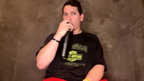 Snapshot of snoochiepoochies chatting on February 4, 5:10 am Will Rex online show from February 4, 5:10 am