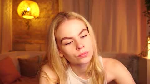 Hanna online show from November 3, 9:43 am