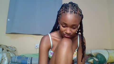 Snapshot of snowie_eyes chatting on November 11, 3:34 pm Snowie eyes online show from November 11, 3:34 pm