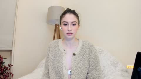 Ann online show from January 12, 4:29 pm