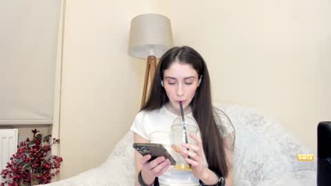 Ann online show from January 24, 9:05 pm