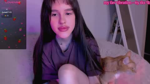 Snapshot of sofa_green chatting on January 5, 8:52 pm lady sofi green online show from January 5, 8:52 pm