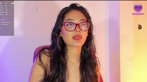 Snapshot of soffi_sweet1 chatting on December 16, 5:49 am Danna online show from December 16, 5:49 am