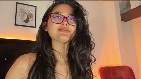 Snapshot of soffi_sweet1 chatting on January 14, 3:01 am Danna online show from January 14, 3:01 am