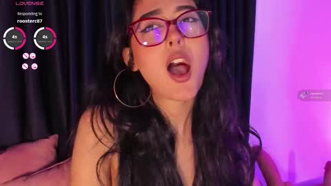 Snapshot of soffi_sweet1 chatting on October 11, 9:30 am Danna online show from October 11, 9:30 am